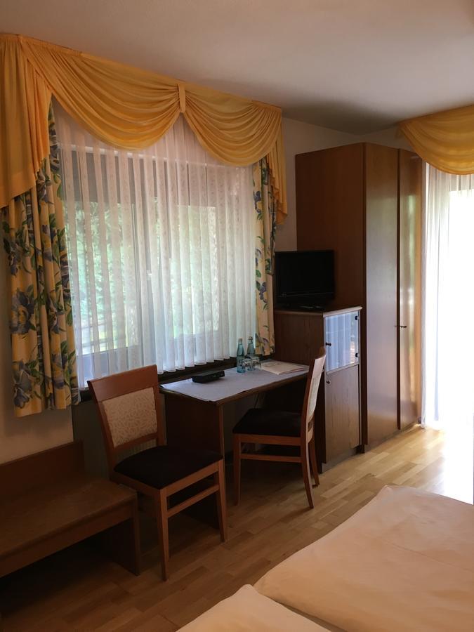 Gasthof Zur Sonne Winzenhohl ヘースバッハ エクステリア 写真